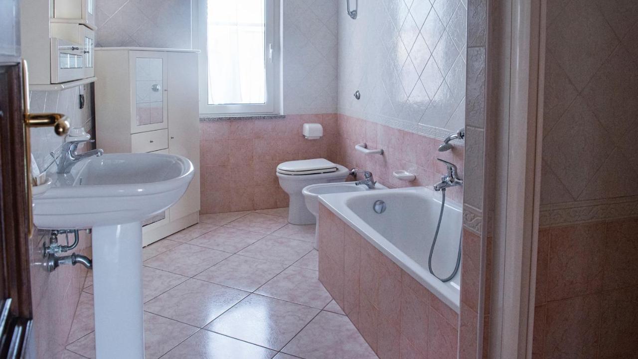 Villa Cabirol Fertilia Luaran gambar