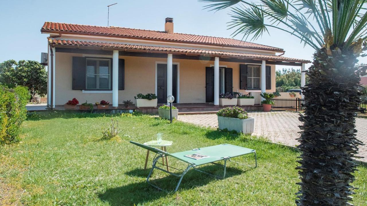 Villa Cabirol Fertilia Luaran gambar