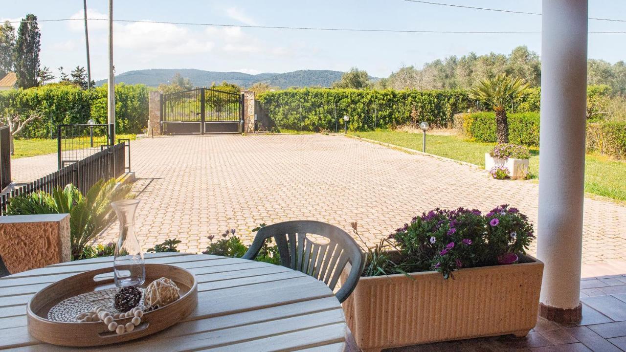 Villa Cabirol Fertilia Luaran gambar