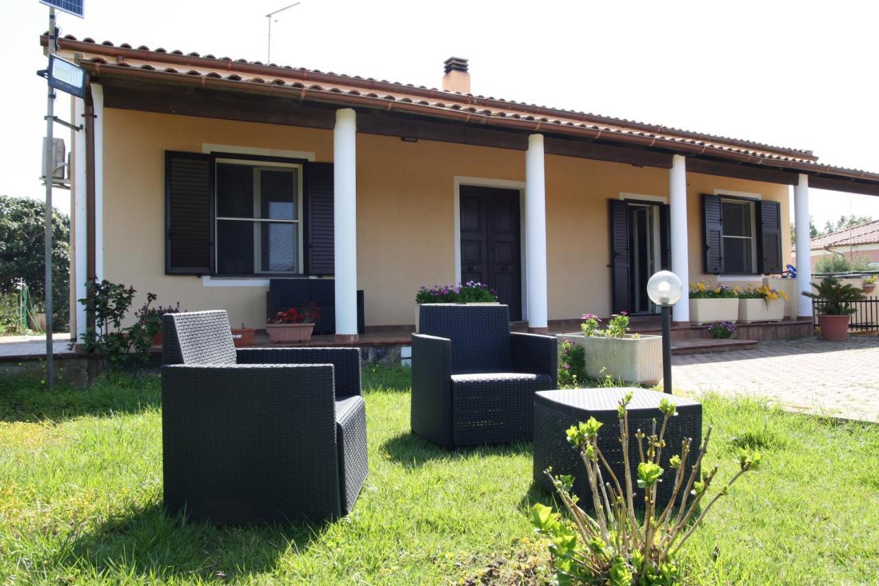 Villa Cabirol Fertilia Luaran gambar