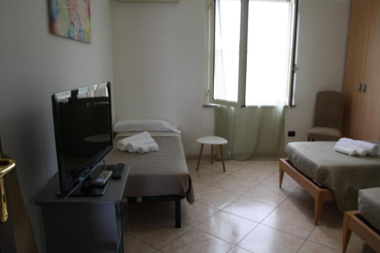 Villa Cabirol Fertilia Luaran gambar