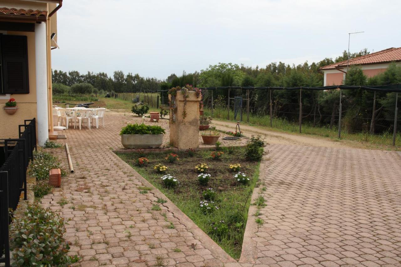Villa Cabirol Fertilia Luaran gambar